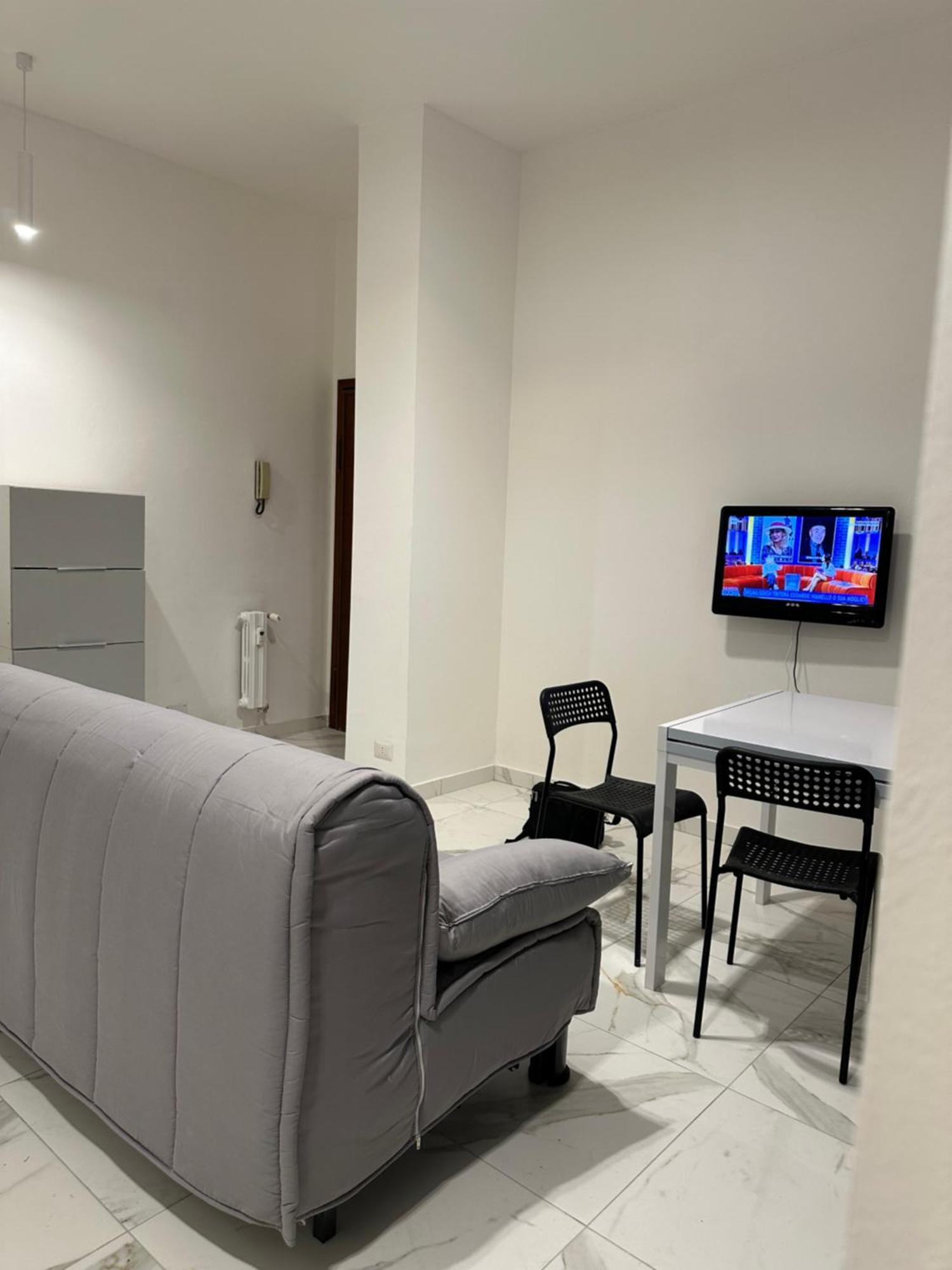 Jcube Apartments Bocconi Milano Exterior foto