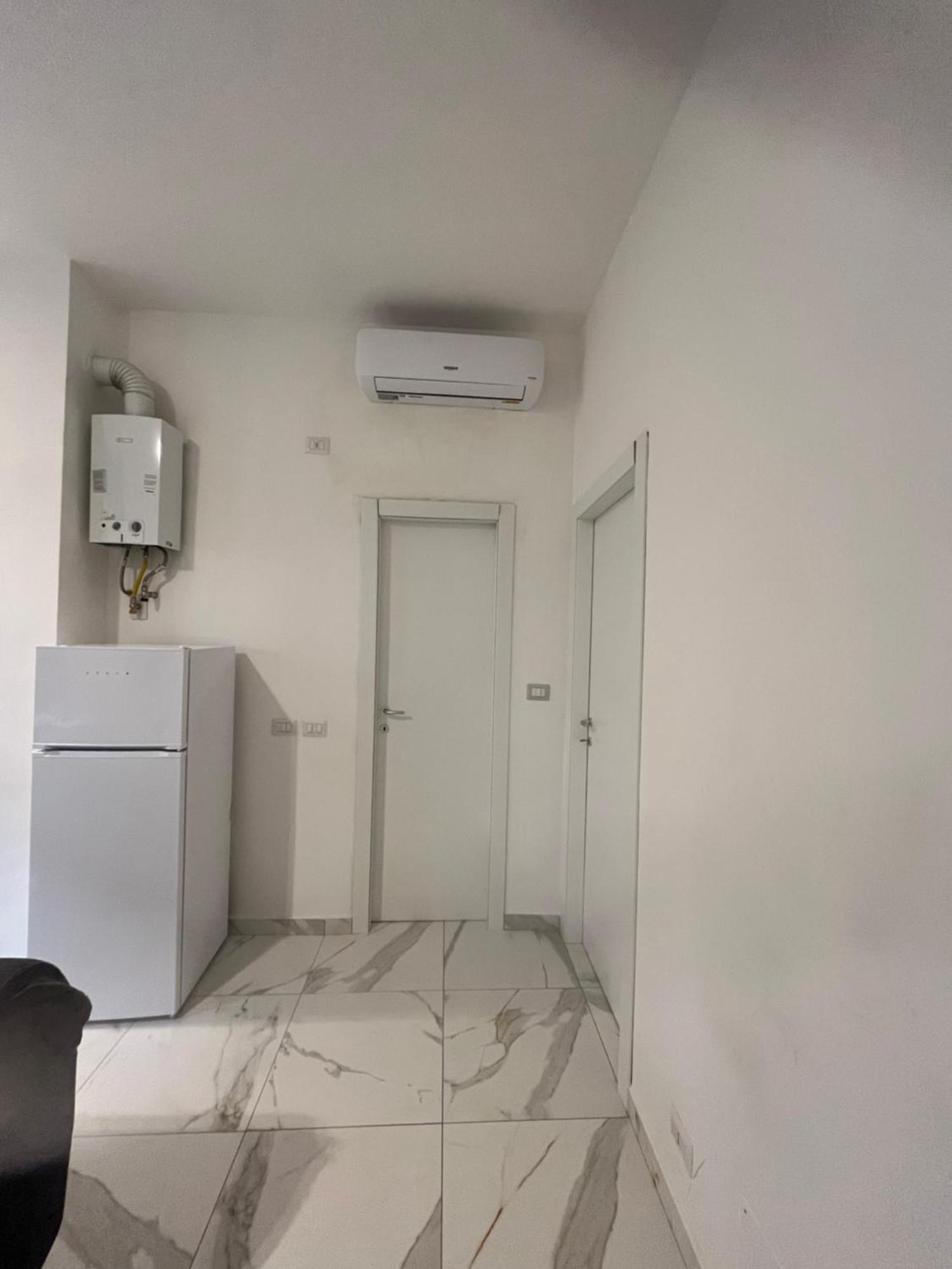 Jcube Apartments Bocconi Milano Exterior foto