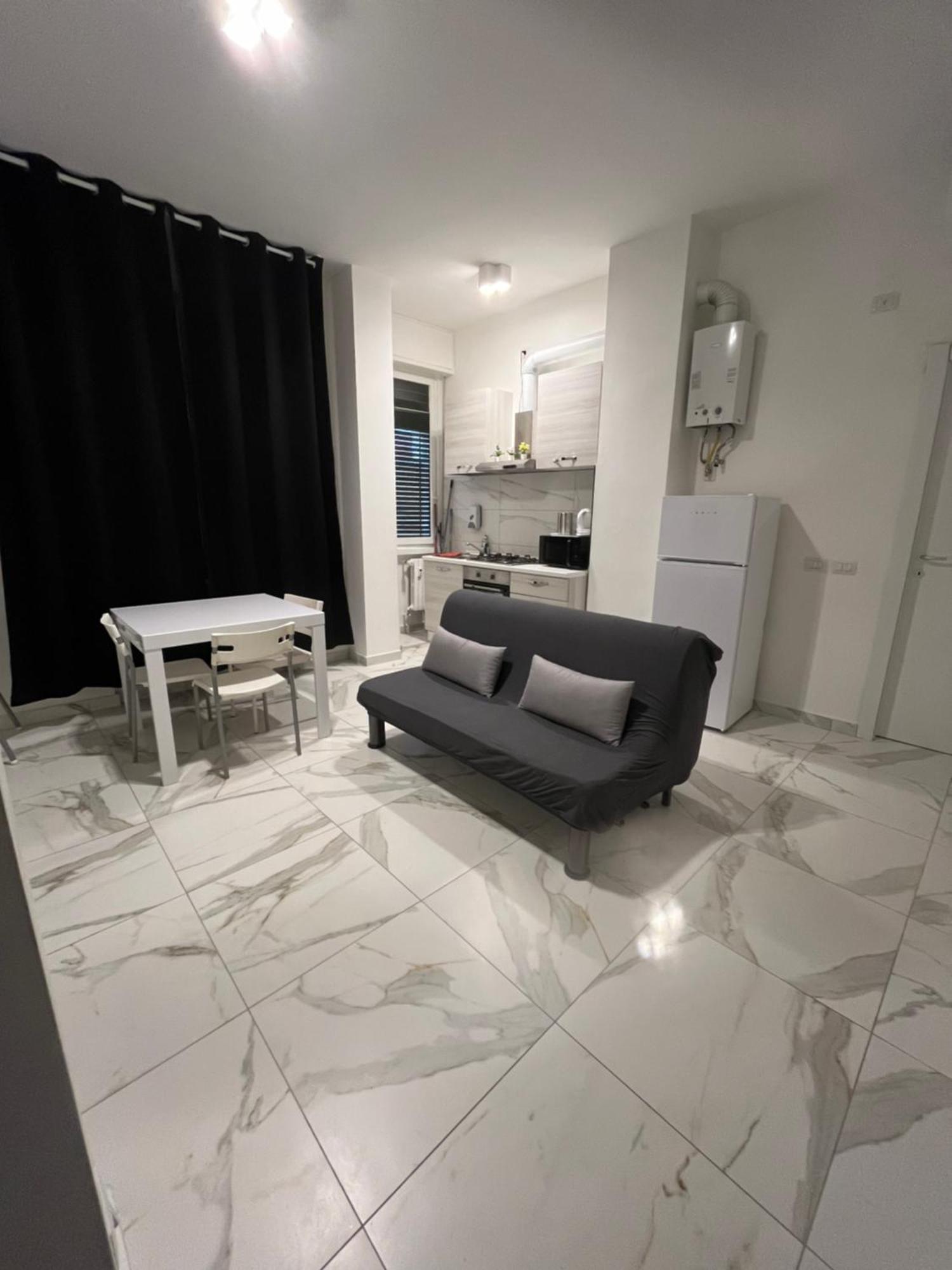 Jcube Apartments Bocconi Milano Exterior foto